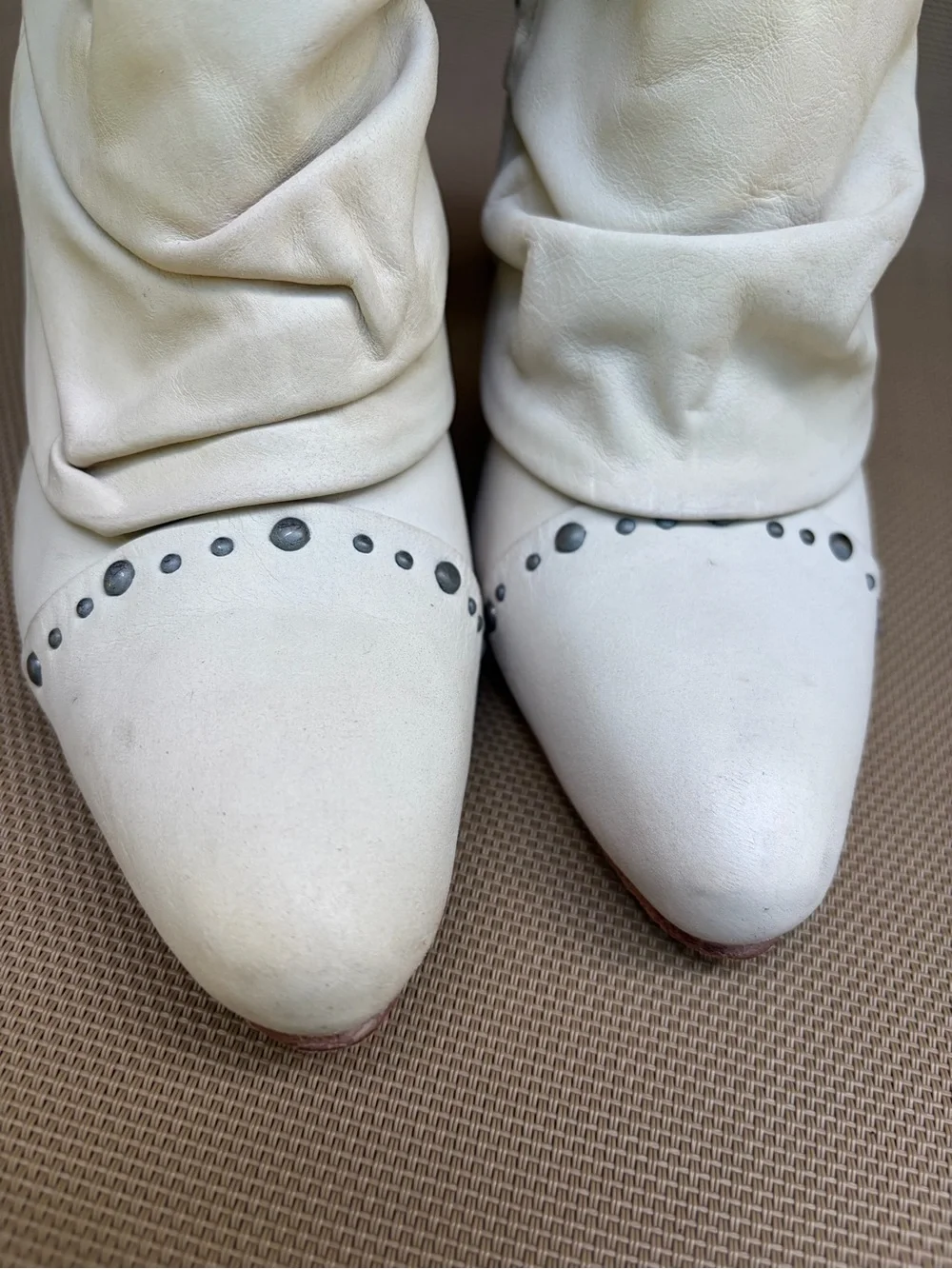 Freebird Jericho White Cream Leather Studded Booties With Block Heel Size 9